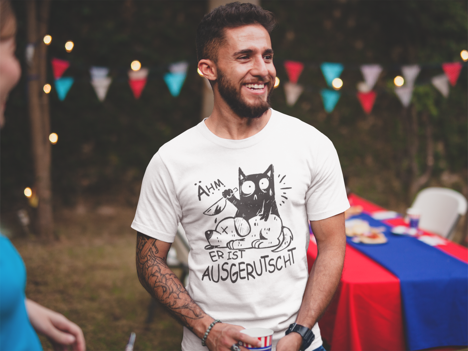 Er ist ausgerutscht - Herren T-Shirt